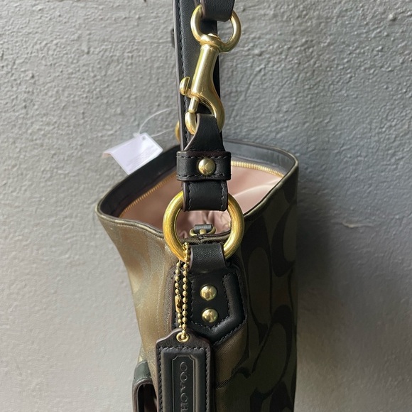 Coach Bag, Coach crossbody, Coach green bag. - Picture 14 of 16